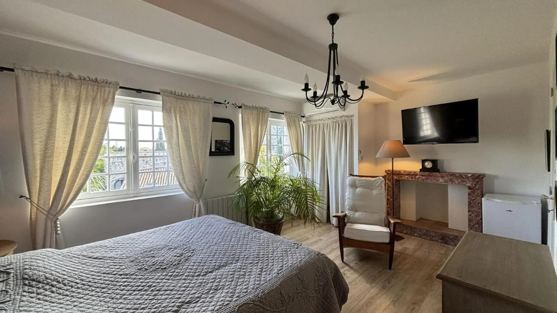 Hotel Particulier D'Hote Le Philippe-Le-Bel Villeneuve-lès-Avignon