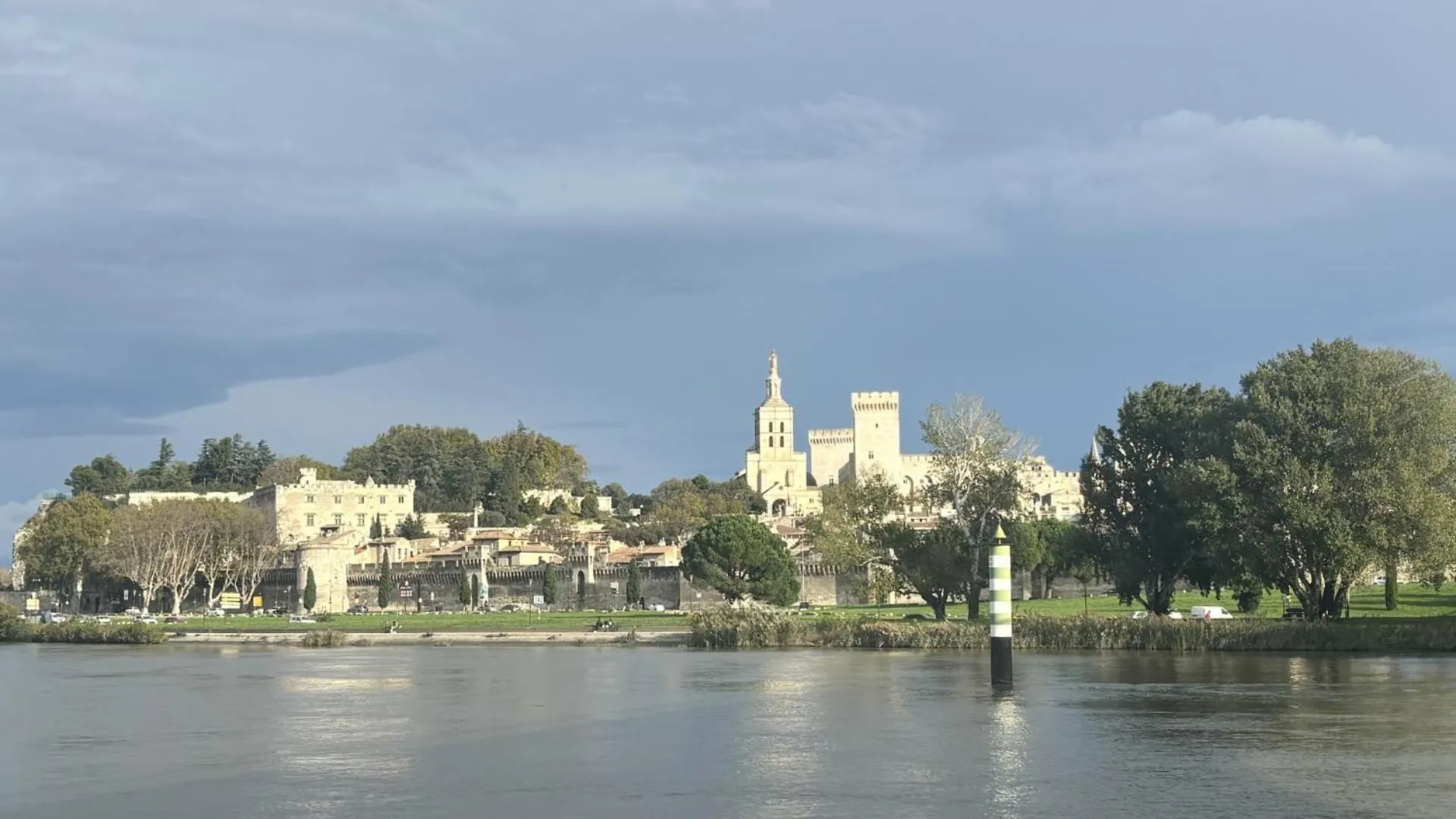 Hotel Particulier D'Hote Le Philippe-Le-Bel Villeneuve-lès-Avignon Gasthuis