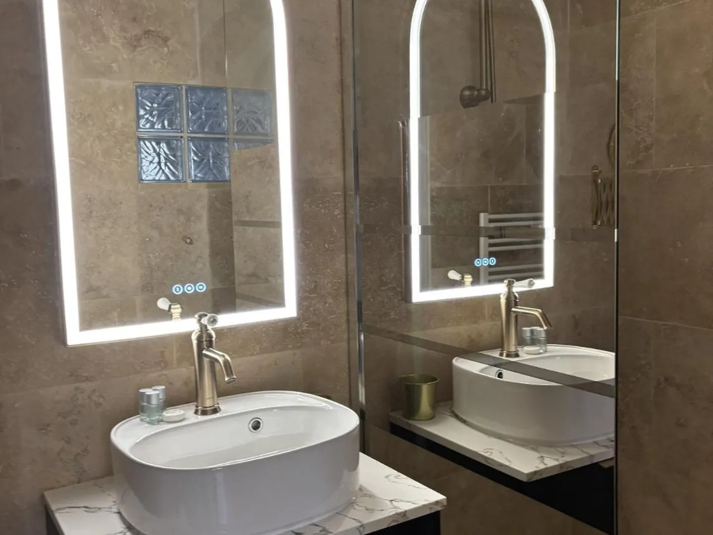 Hotel Particulier D'Hote Le Philippe-Le-Bel Villeneuve-lès-Avignon Gasthuis